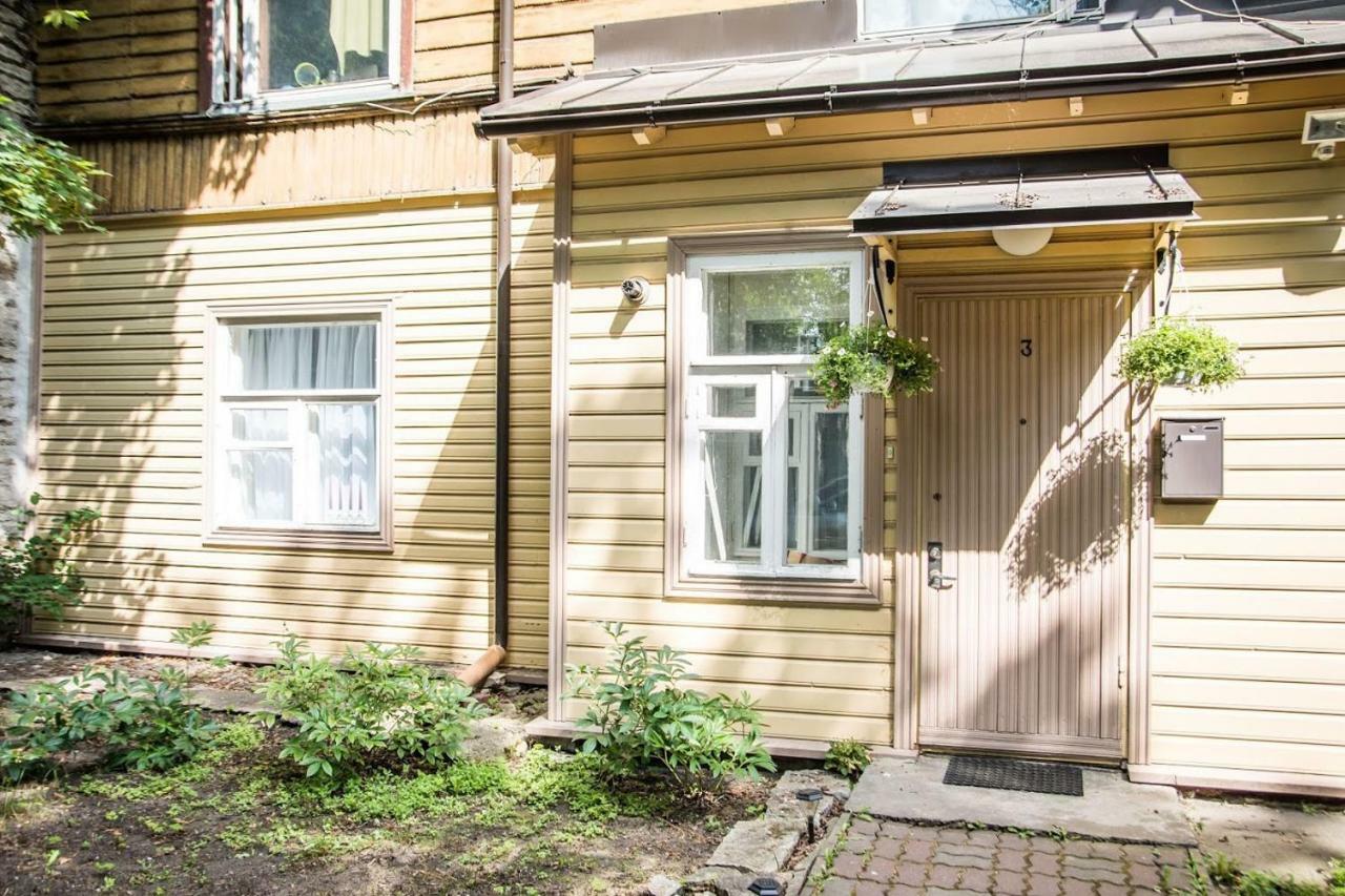 Cozy City Studio Apartment Free Parking Талин Екстериор снимка